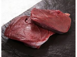 АО «Мясопродукты» вывезло с убойных пунктов округа 70% планируемых объемов оленины
